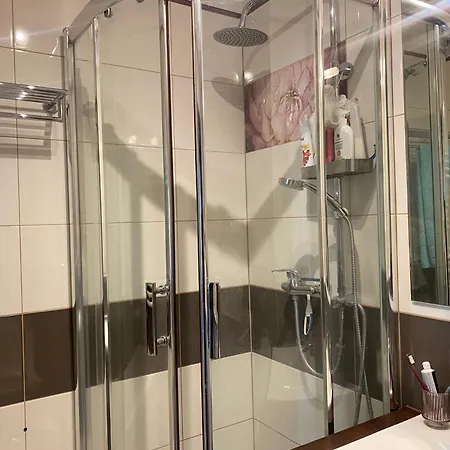 Morena 53m Prywatny Parking Lägenhet *